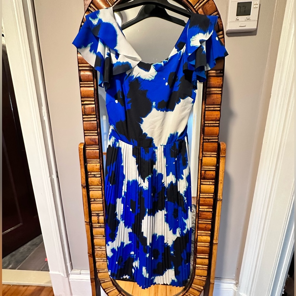 Banana Republic print dress!